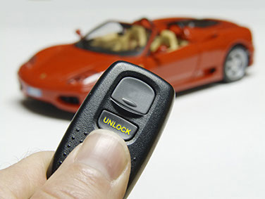 Car keys and remotes, Car lockouts
